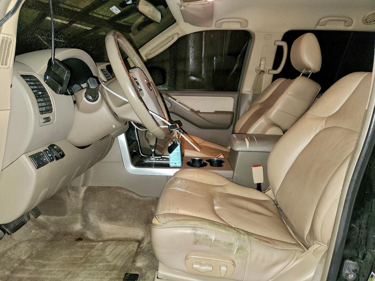 2010 NISSAN PATHFINDER