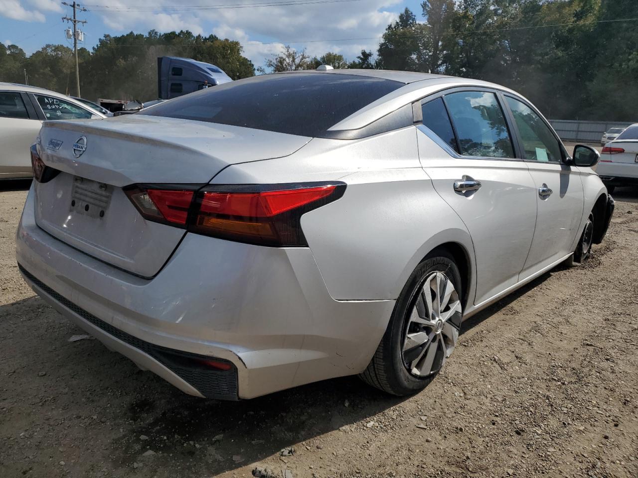 2020 NISSAN ALTIMA