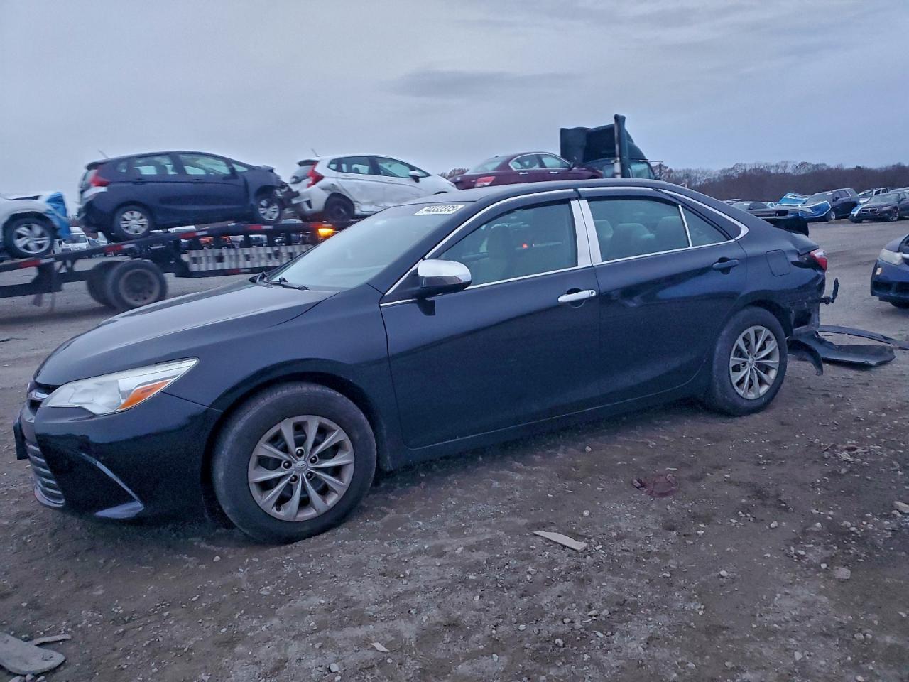 2017 TOYOTA CAMRY