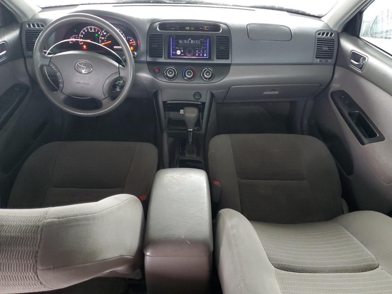 2005 TOYOTA CAMRY