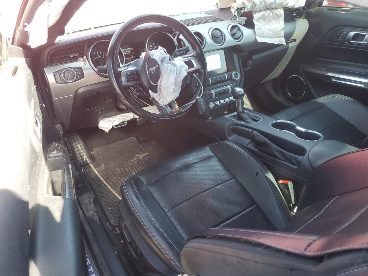 2022 FORD MUSTANG
