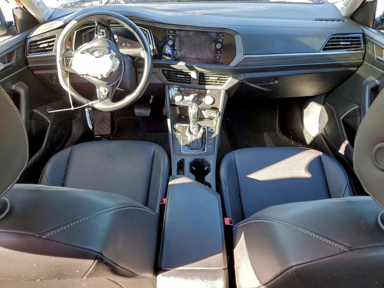 2019 VOLKSWAGEN JETTA