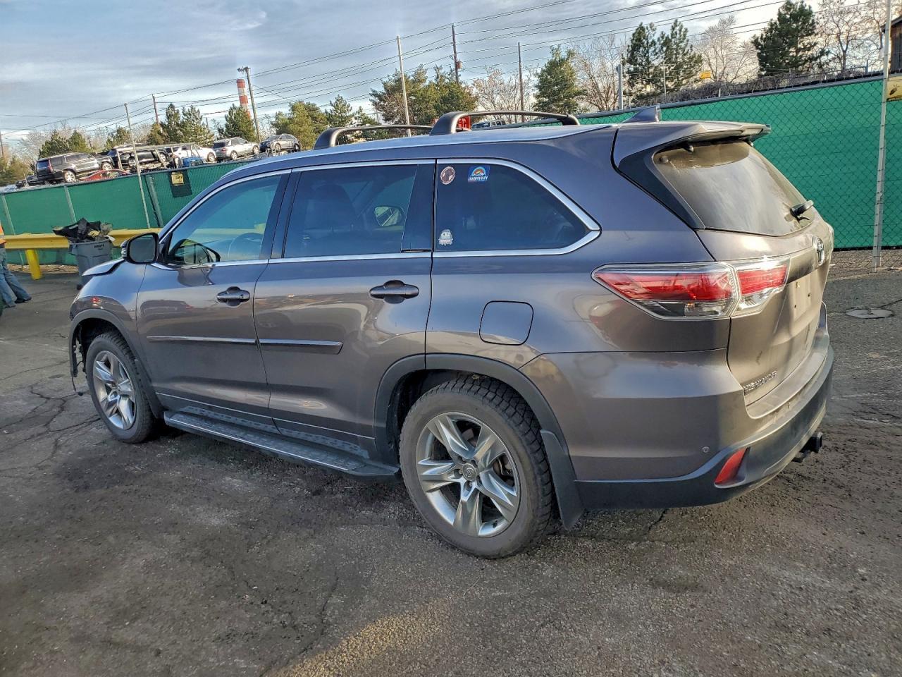 2015 TOYOTA HIGHLANDER
