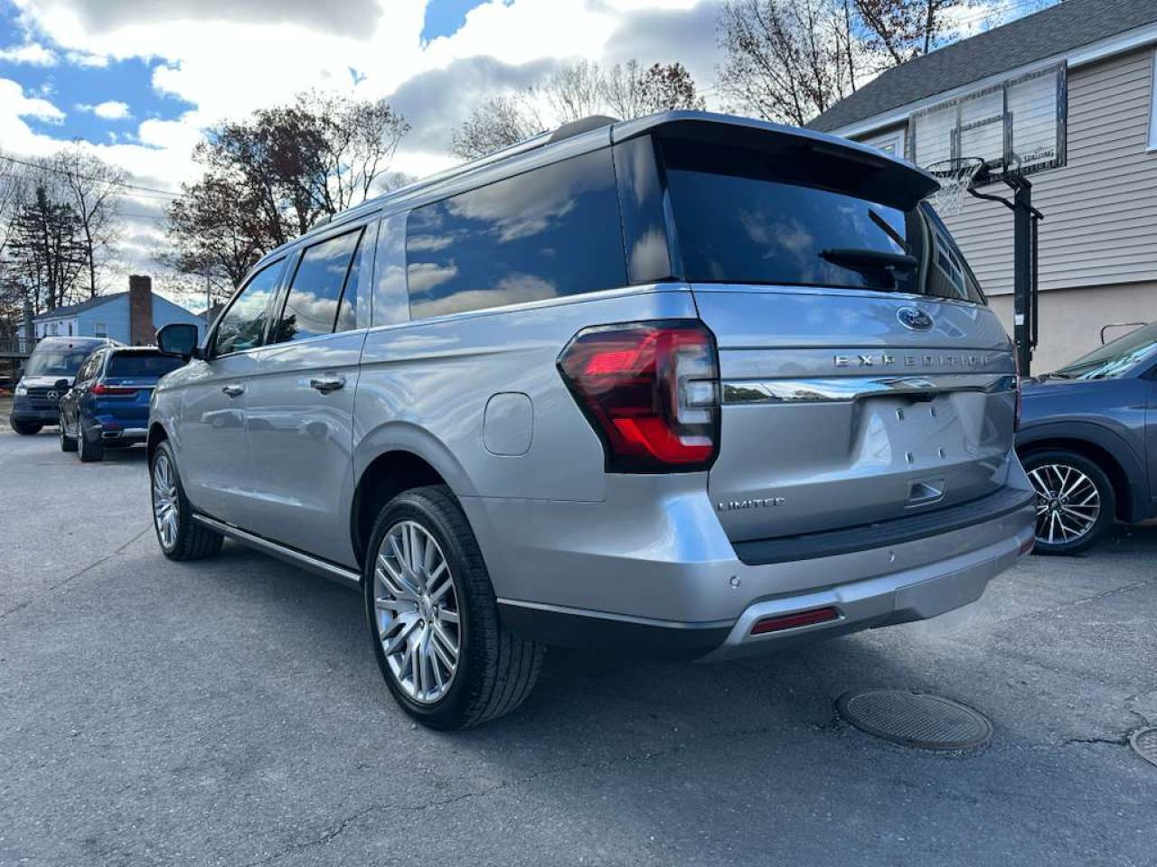 2023 FORD Expedition