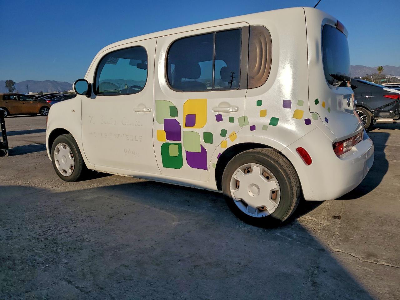 2013 NISSAN CUBE