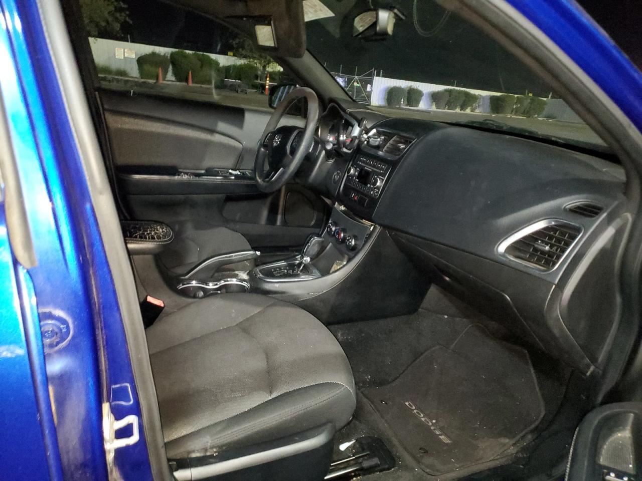 2012 DODGE Avenger
