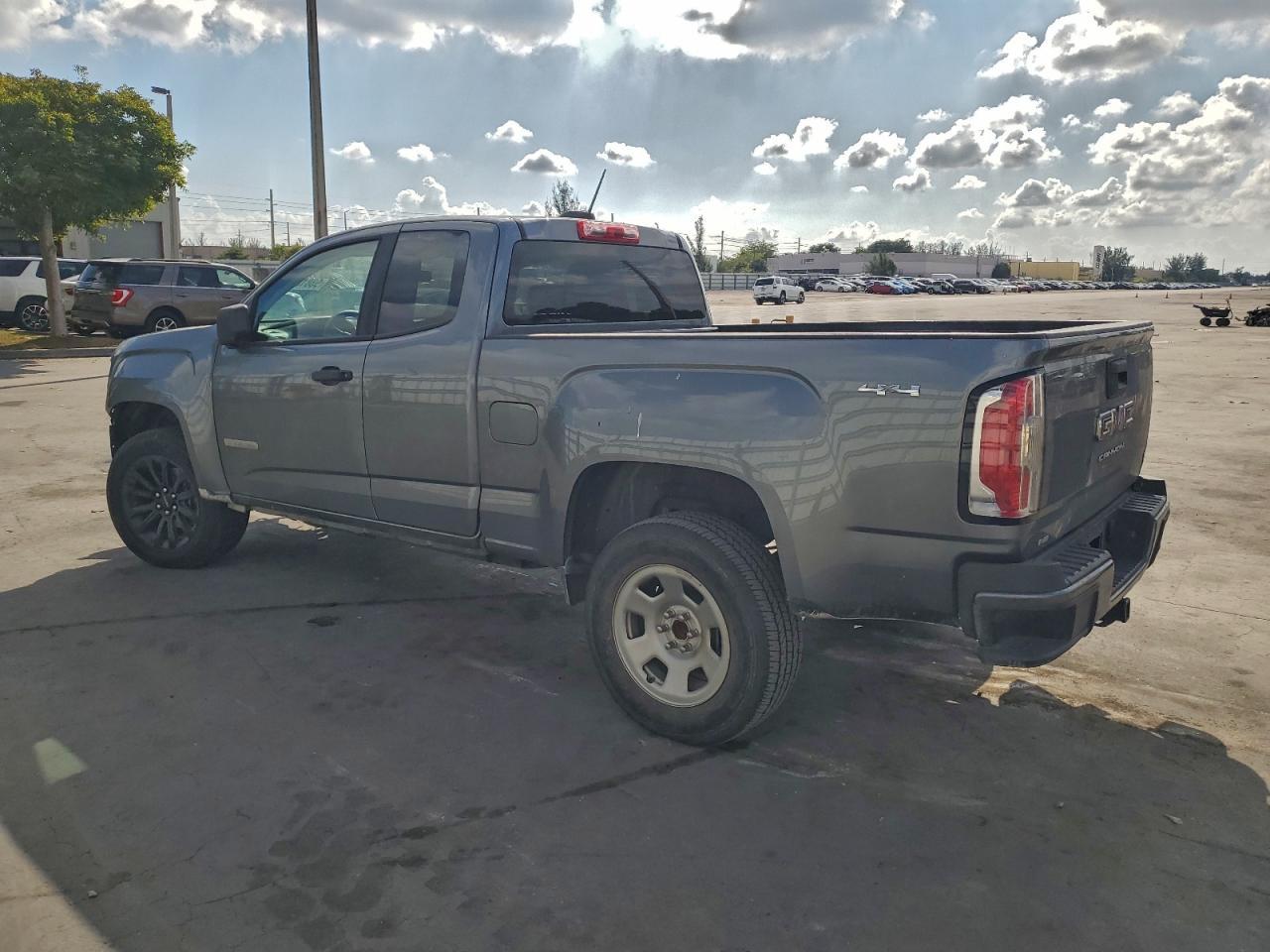 2022 GMC CANYON