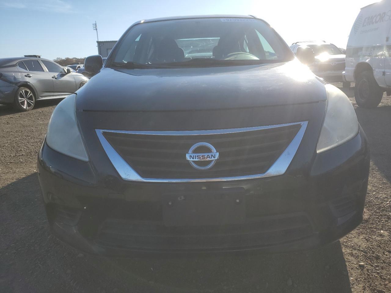 2014 NISSAN VERSA