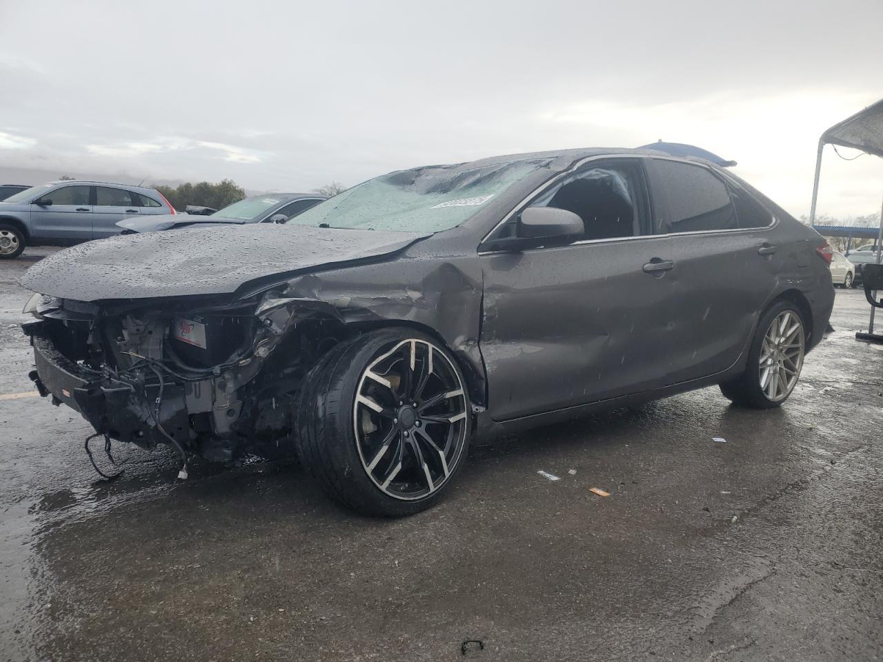 2017 TOYOTA CAMRY