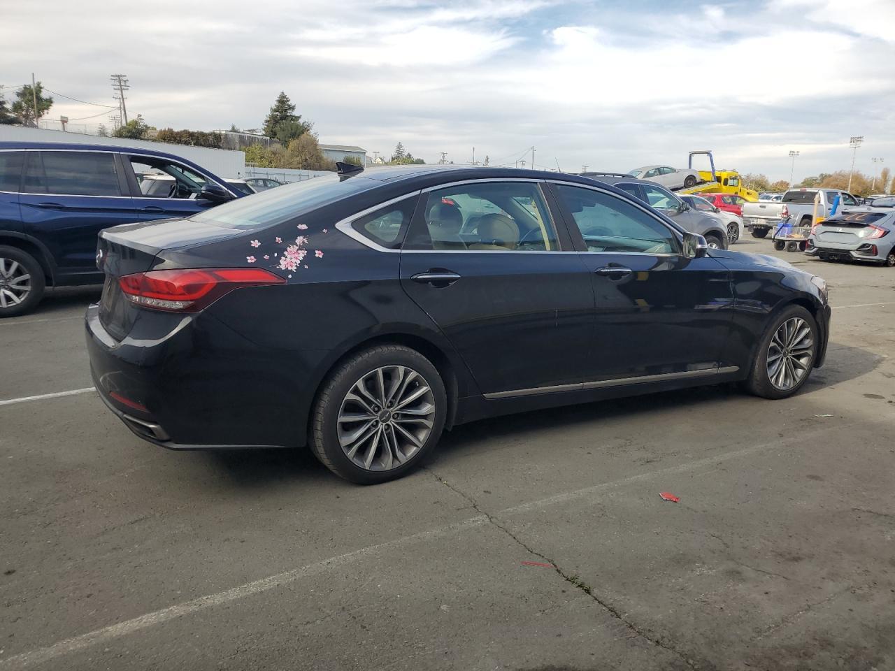 2015 HYUNDAI GENESIS