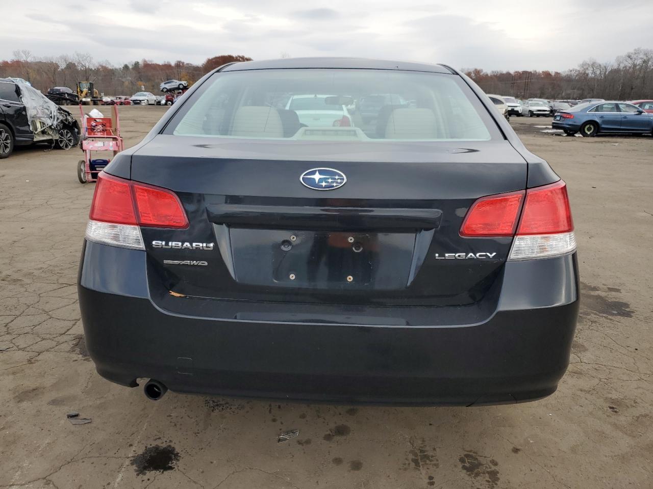 2013 SUBARU Legacy