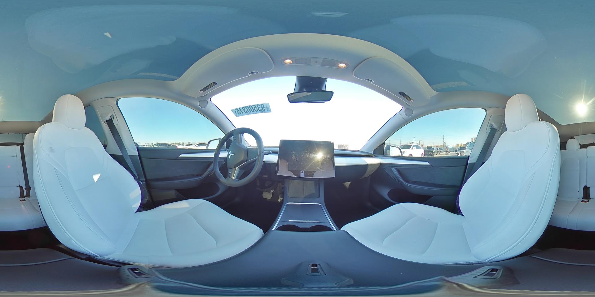 2025 TESLA MODEL Y