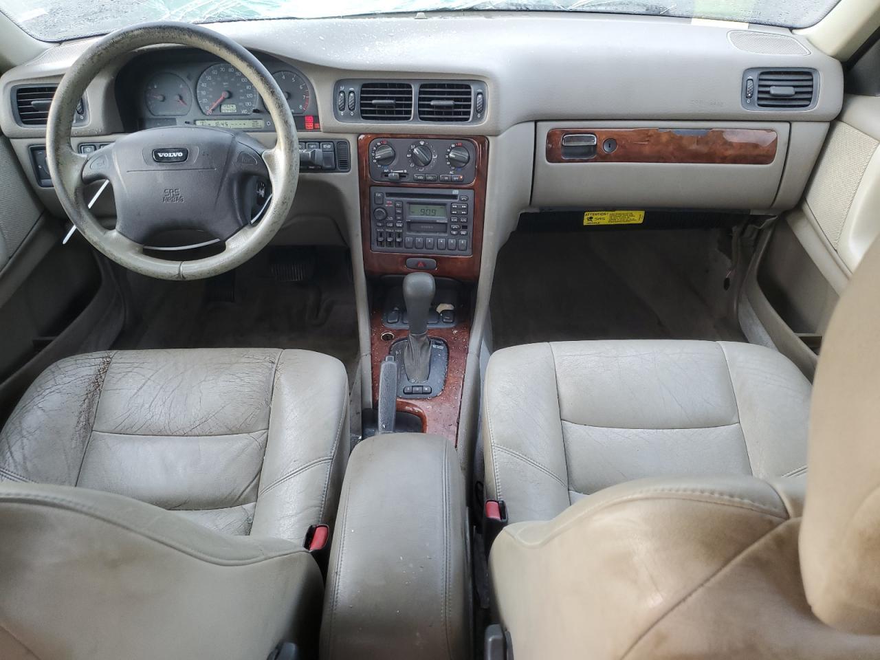 1998 VOLVO S70