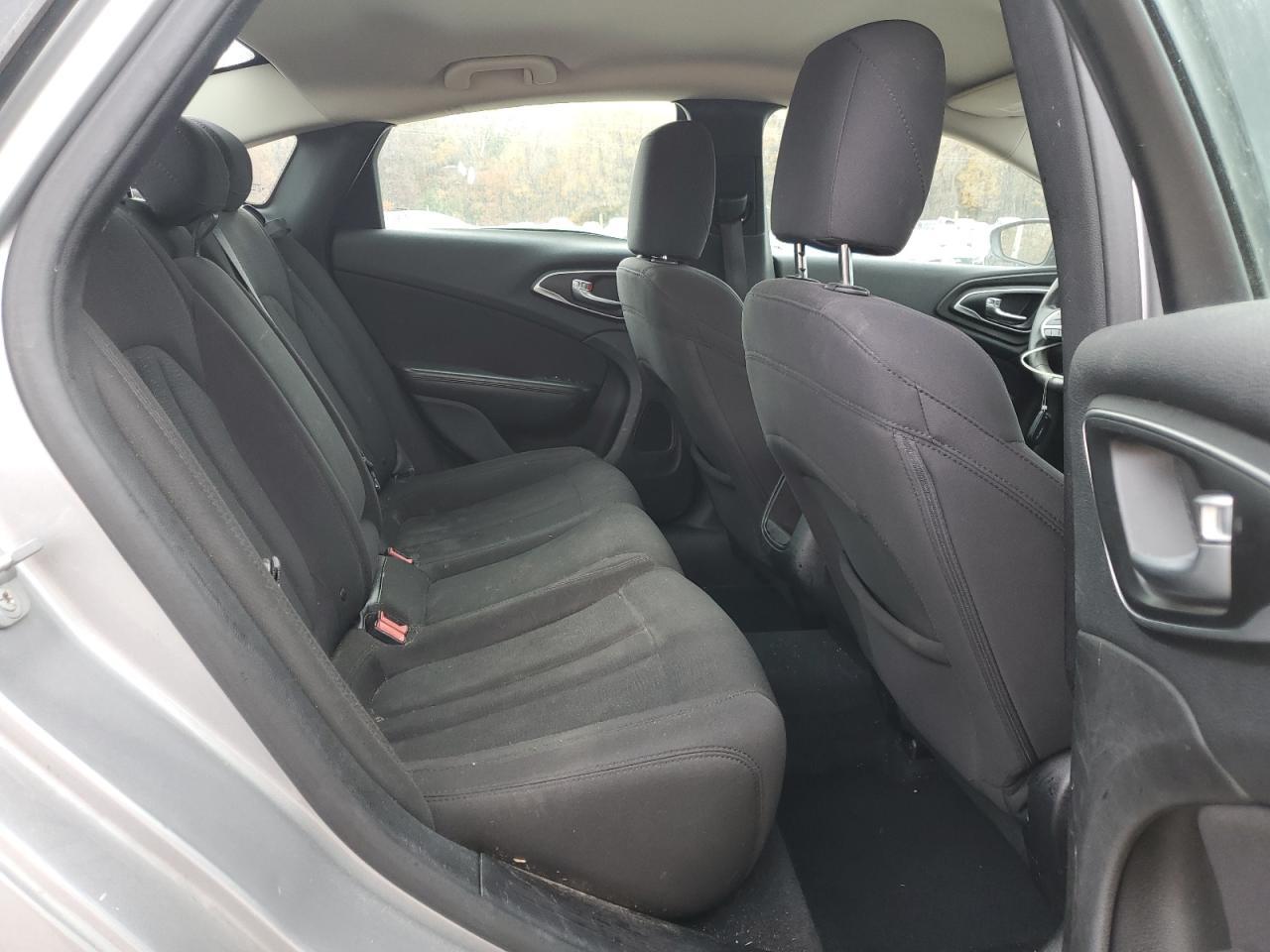 2015 CHRYSLER 200