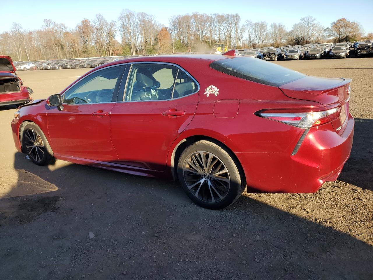 2018 TOYOTA CAMRY