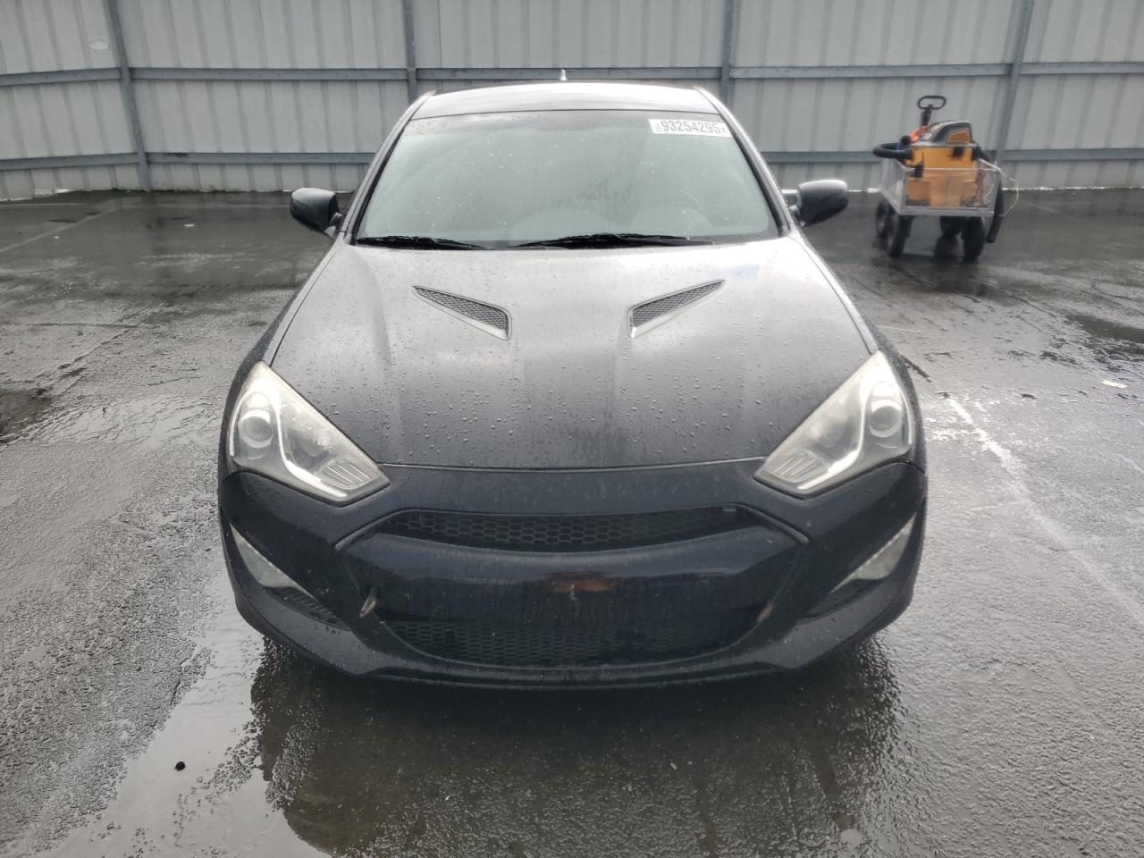 2013 HYUNDAI GENESIS