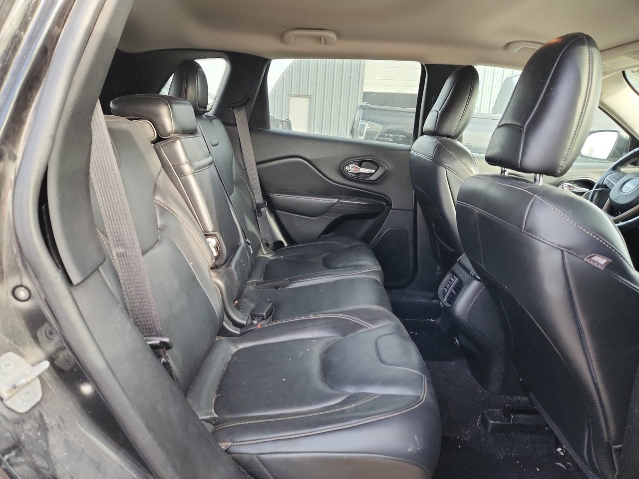 2016 JEEP CHEROKEE