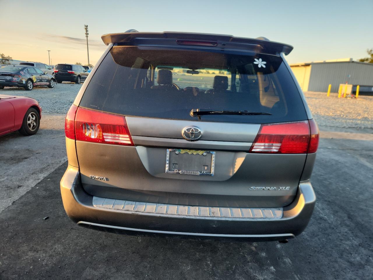 2005 TOYOTA SIENNA