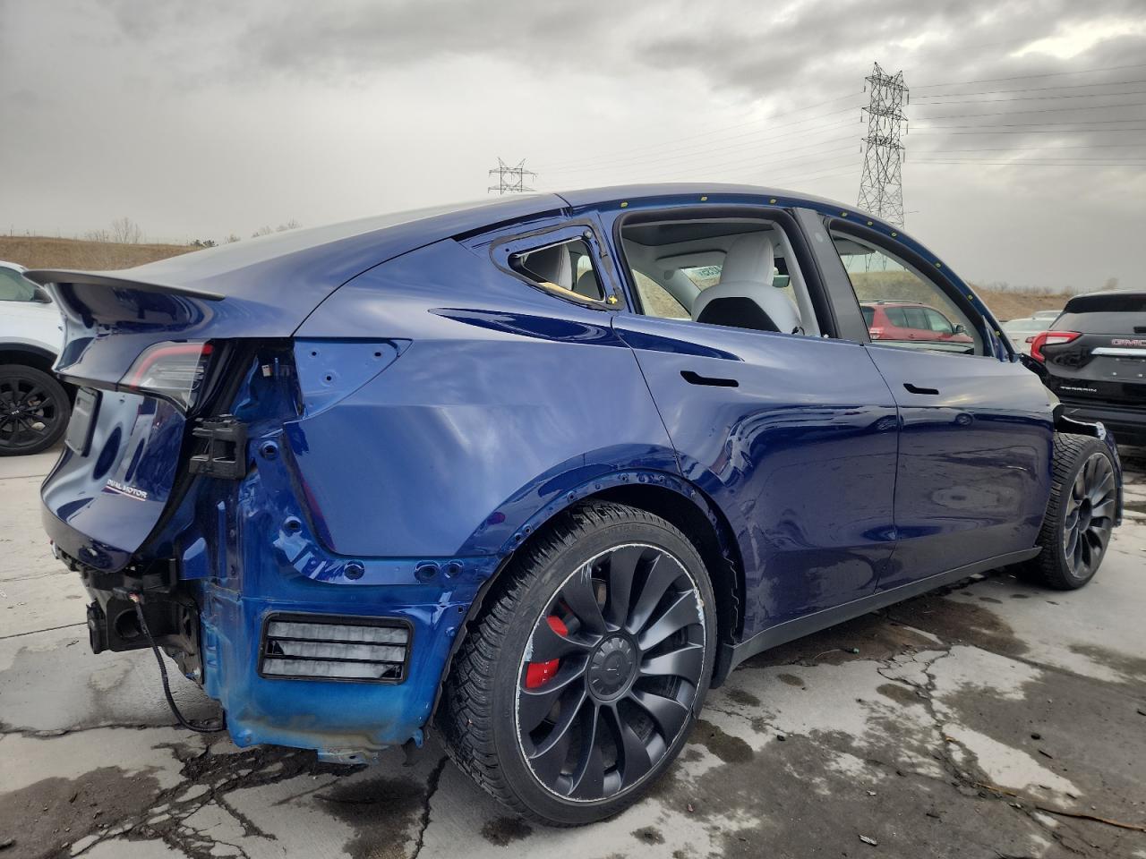2022 TESLA MODEL Y