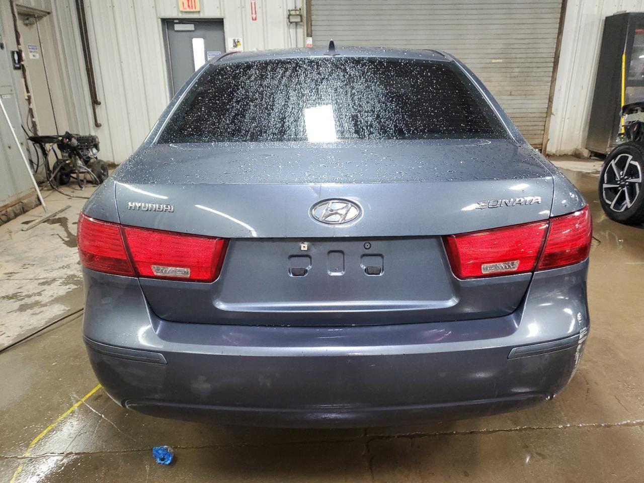 2010 HYUNDAI SONATA