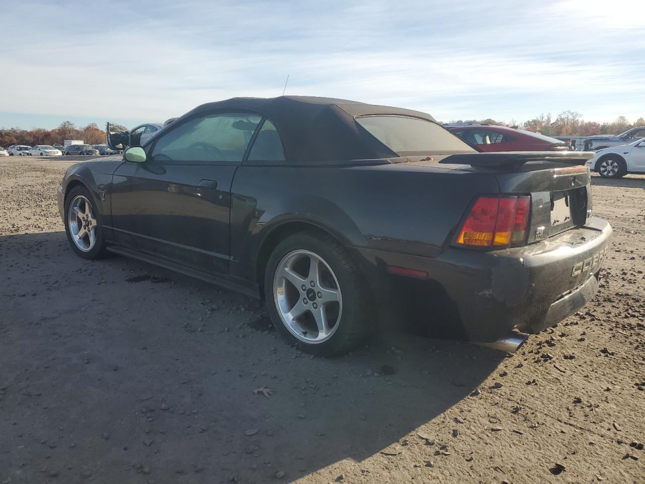 2001 FORD MUSTANG