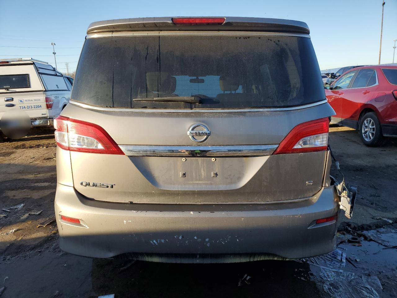 2012 NISSAN Quest