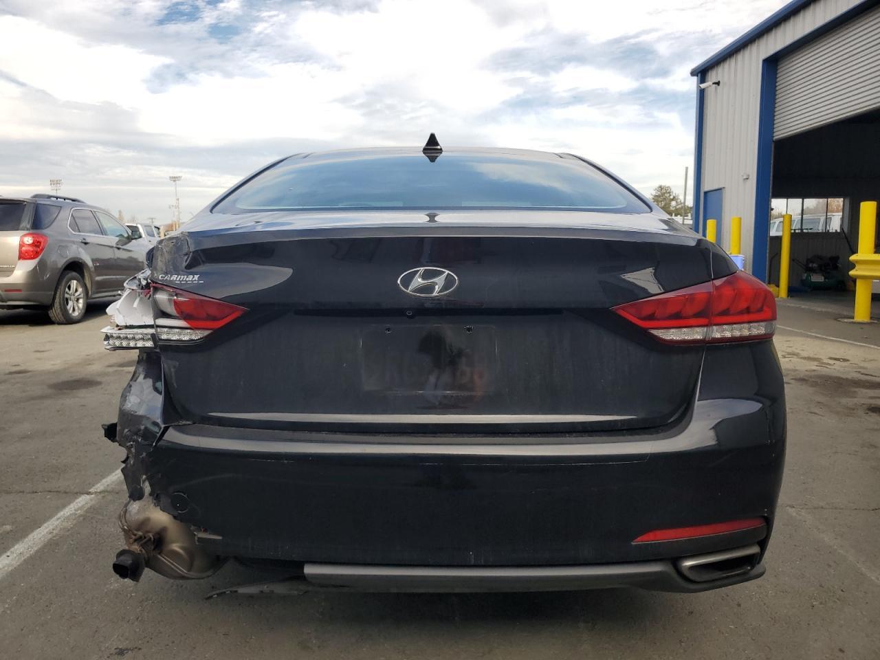 2015 HYUNDAI GENESIS