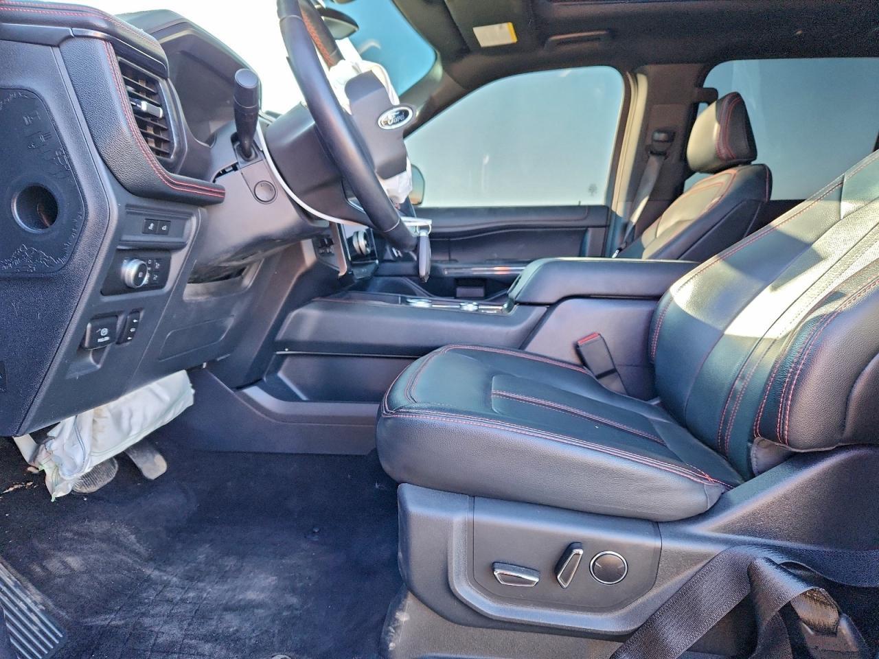 2022 FORD Expedition