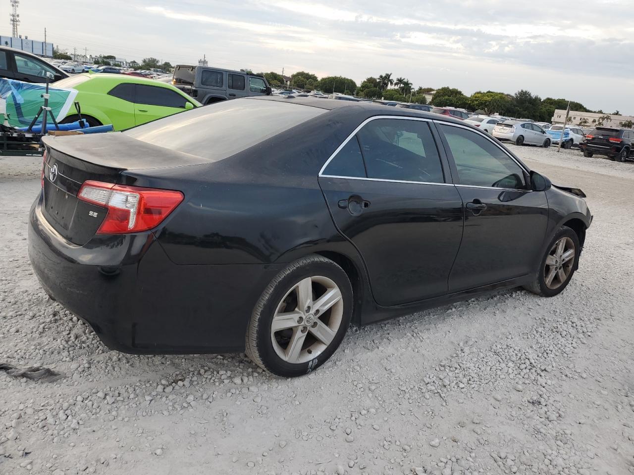 2012 TOYOTA CAMRY