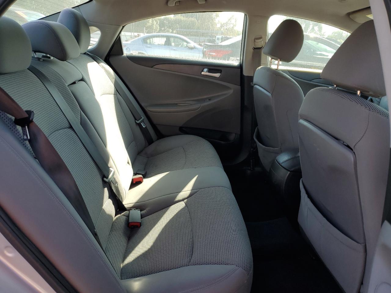 2013 HYUNDAI SONATA