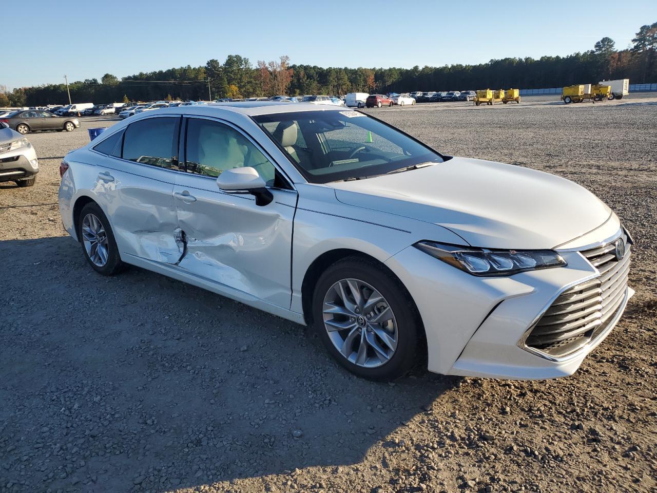 2022 TOYOTA Avalon