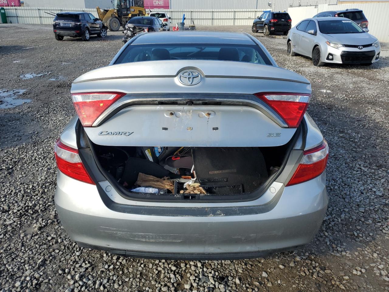 2017 TOYOTA CAMRY