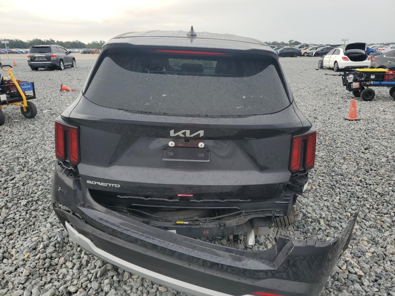 2025 KIA SORENTO