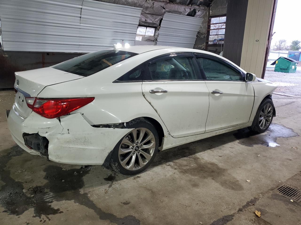 2011 HYUNDAI SONATA