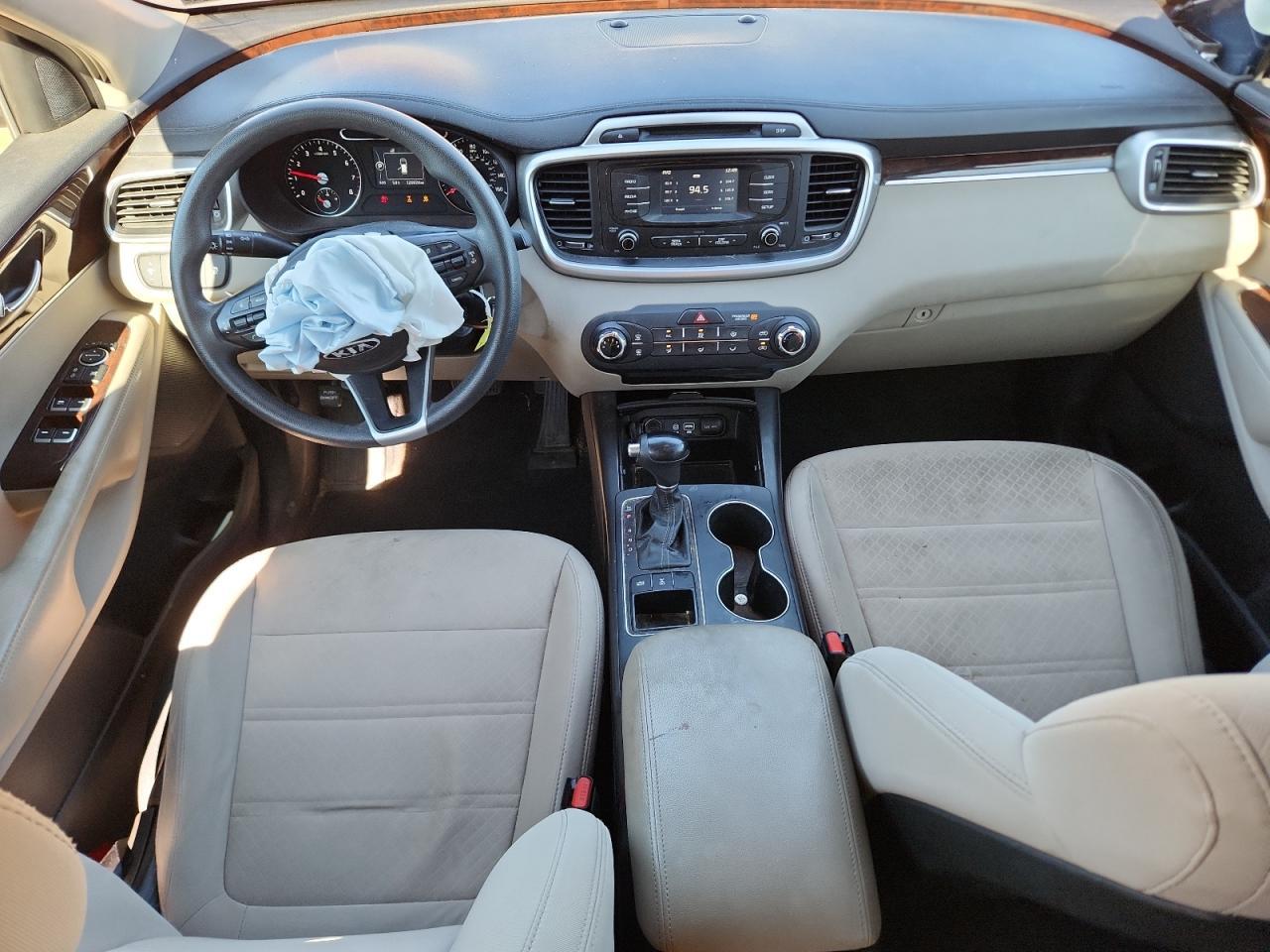 2017 KIA SORENTO