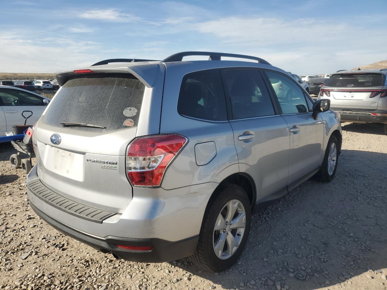 2015 SUBARU FORESTER