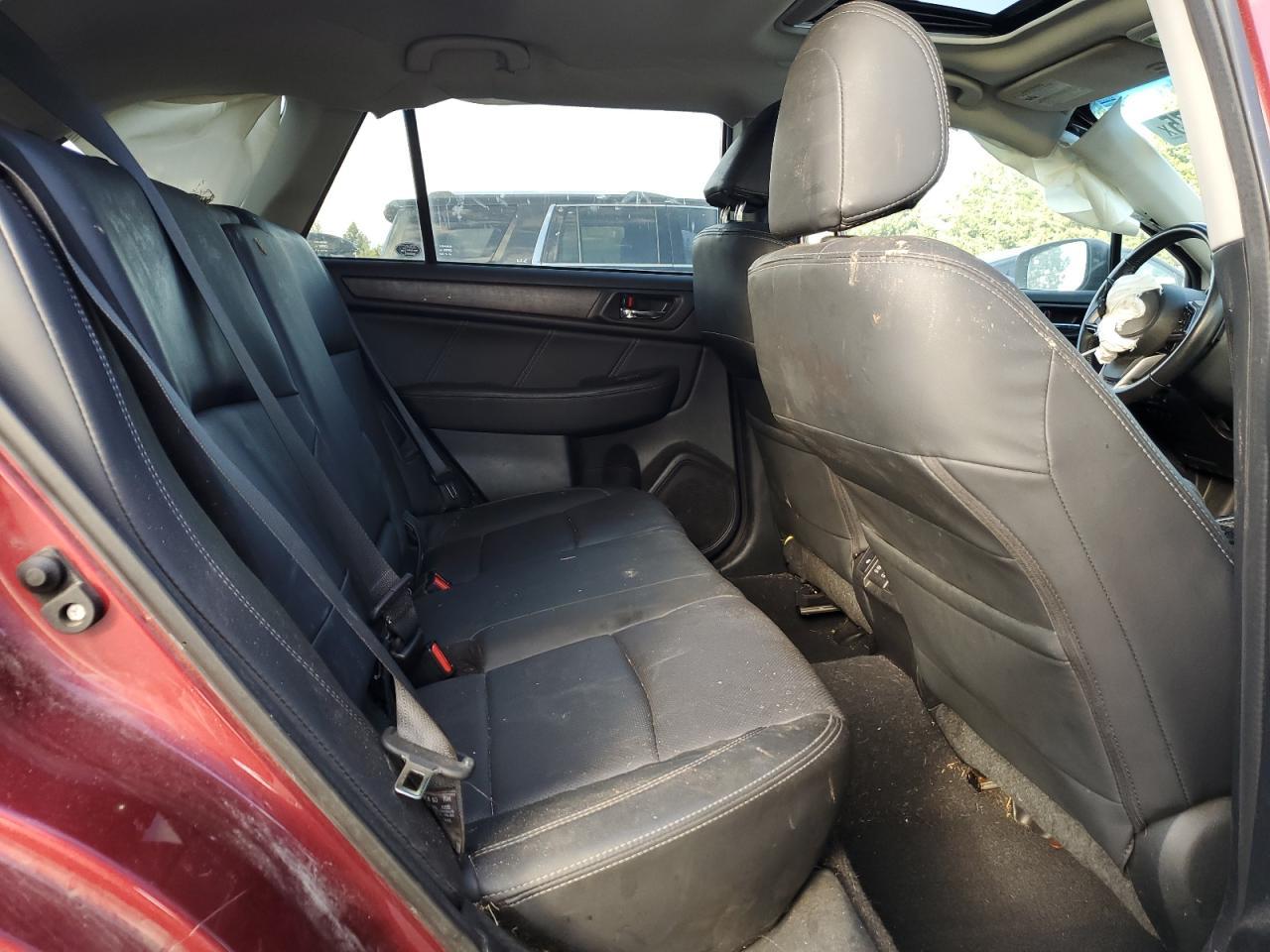2019 SUBARU Outback
