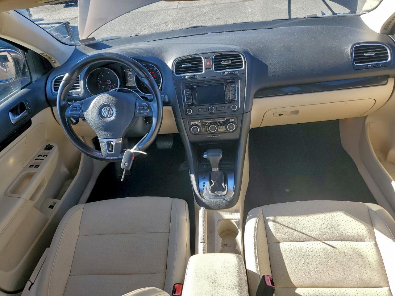 2011 VOLKSWAGEN JETTA