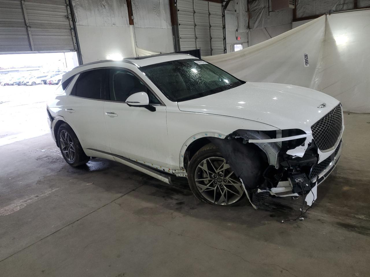 2023 GENESIS GV70