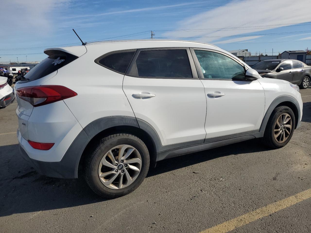 2016 HYUNDAI TUCSON