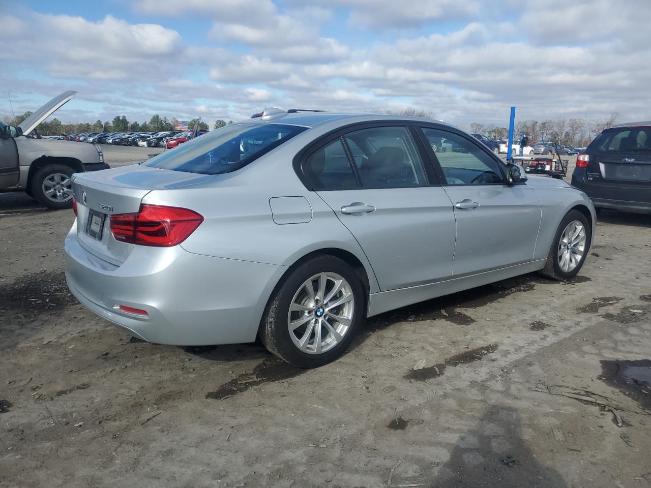 2018 BMW 3 SERIES