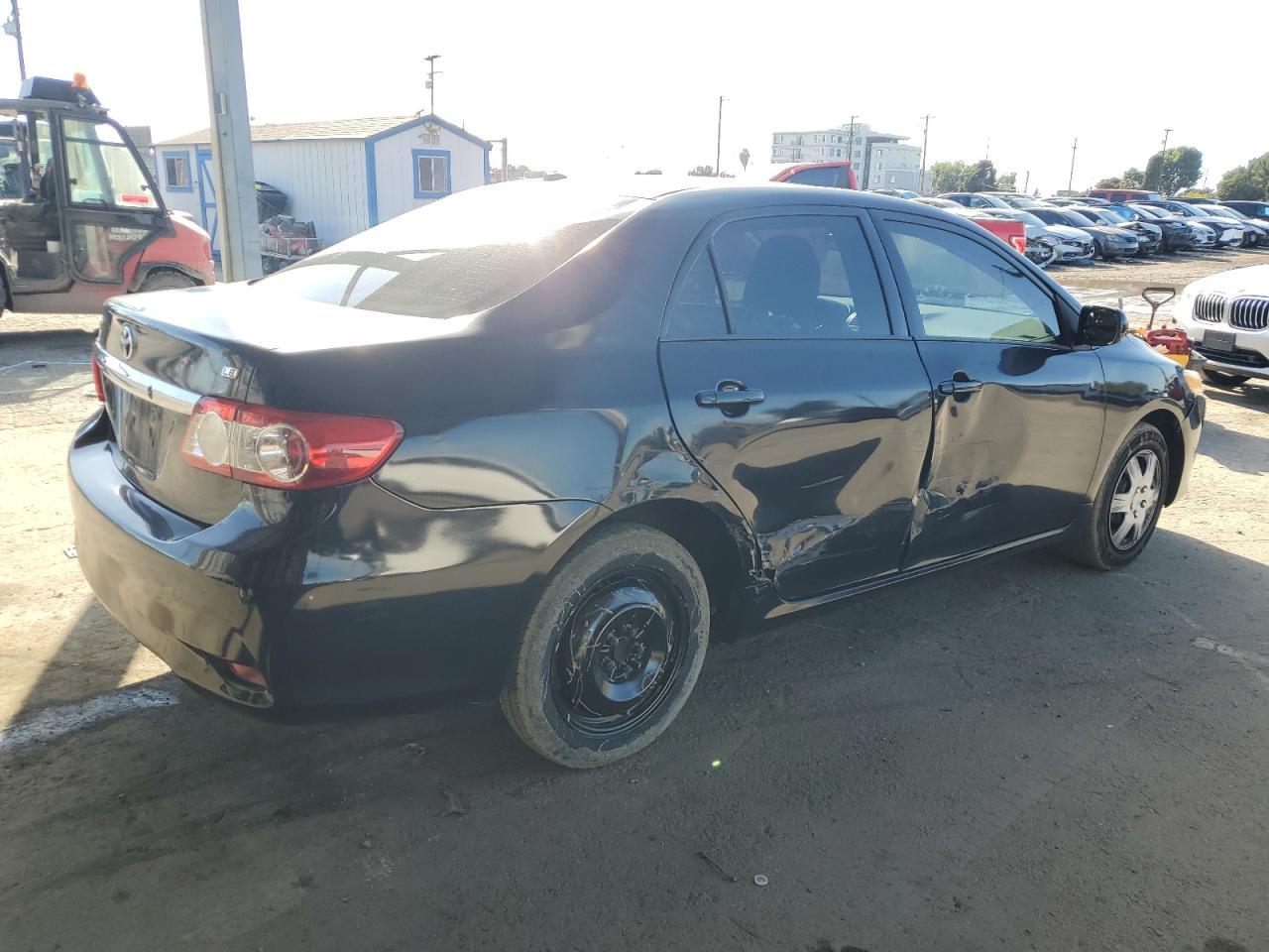 2011 TOYOTA COROLLA