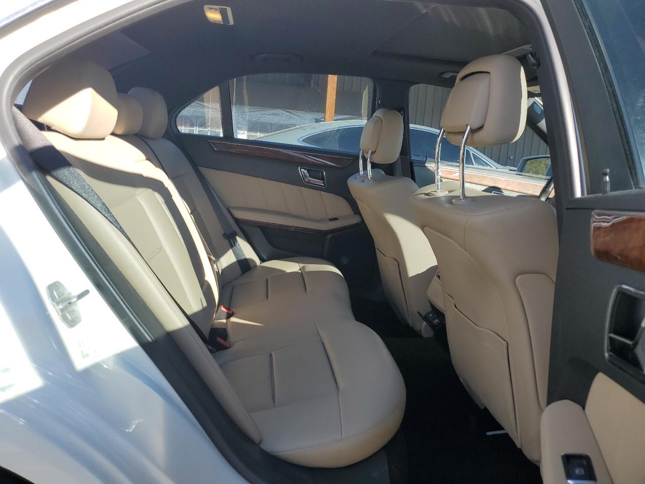 2011 MERCEDES-BENZ E-Class