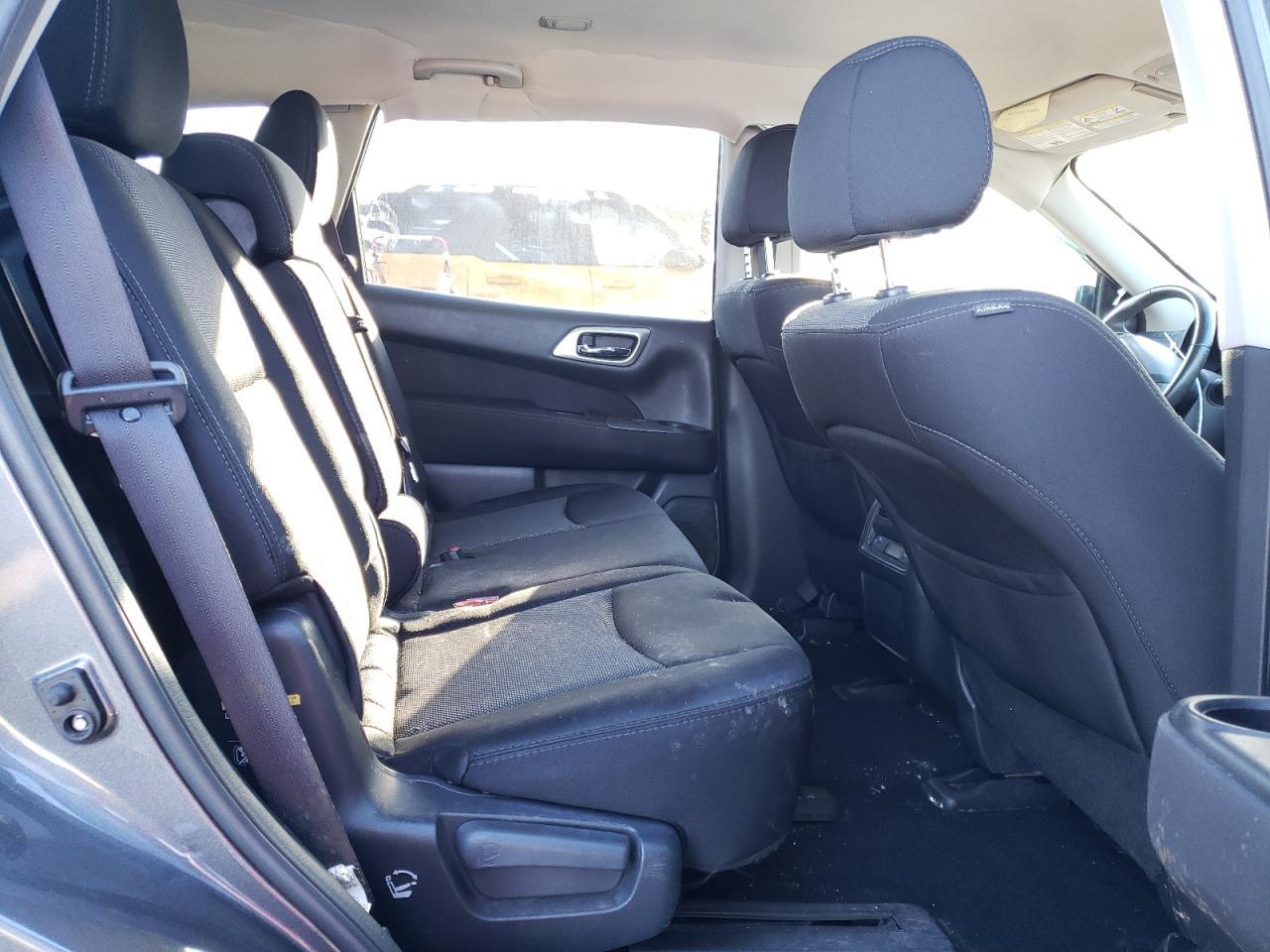 2017 NISSAN PATHFINDER