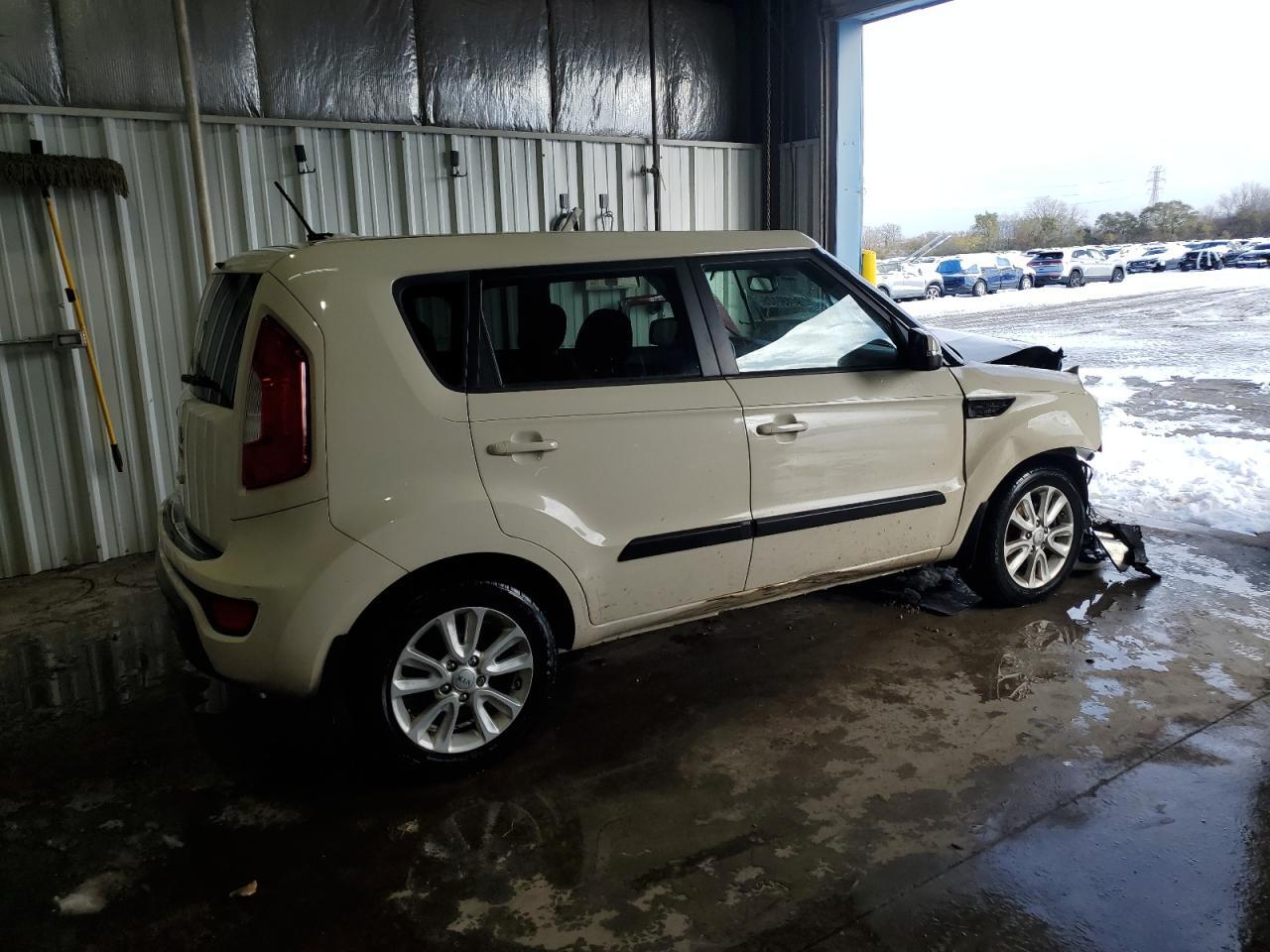 2013 KIA SOUL