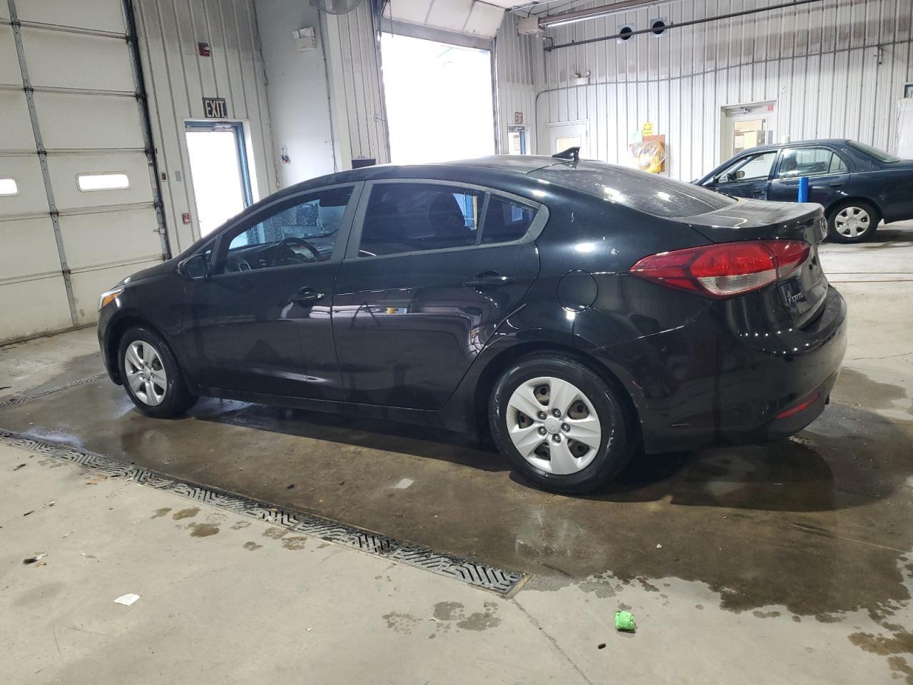 2017 KIA FORTE