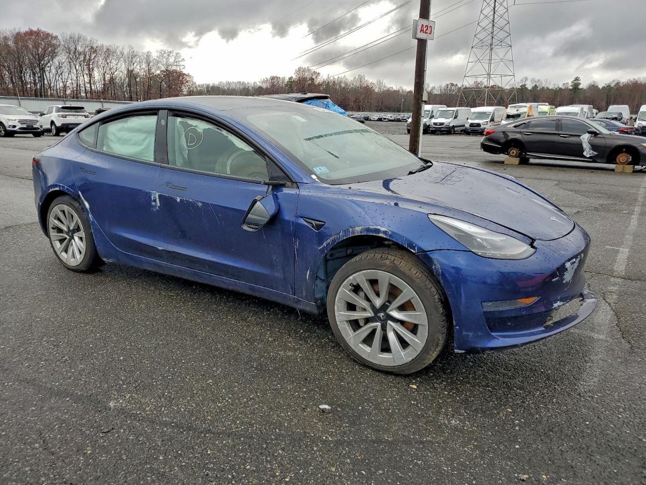 2022 TESLA MODEL 3