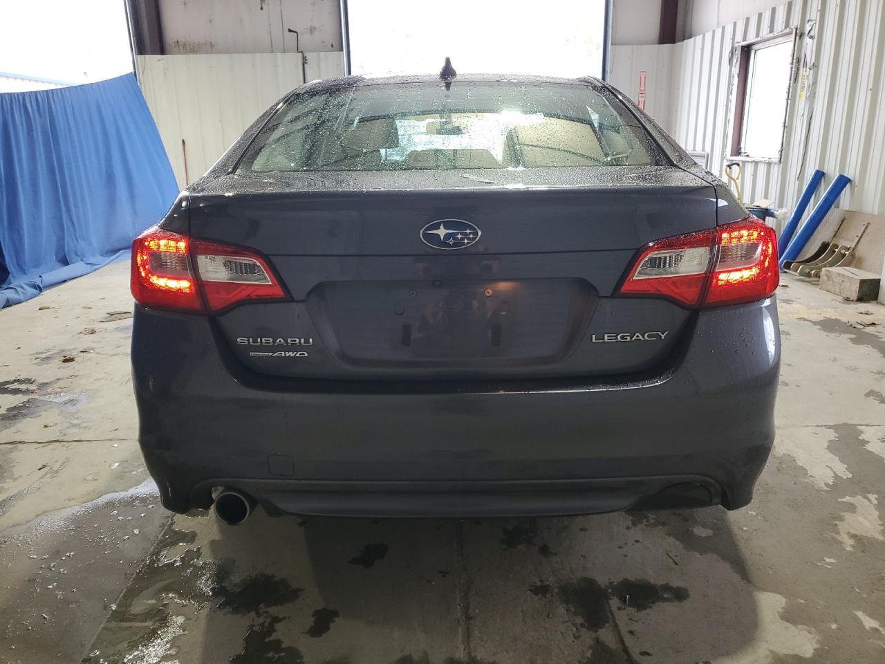 2016 SUBARU Legacy
