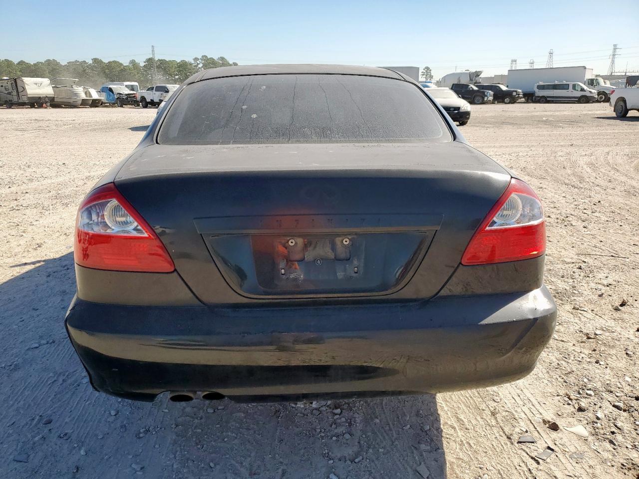 2002 INFINITI Q45