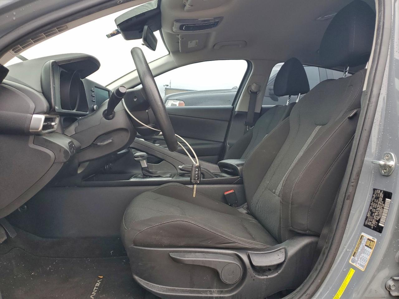 2022 HYUNDAI ELANTRA